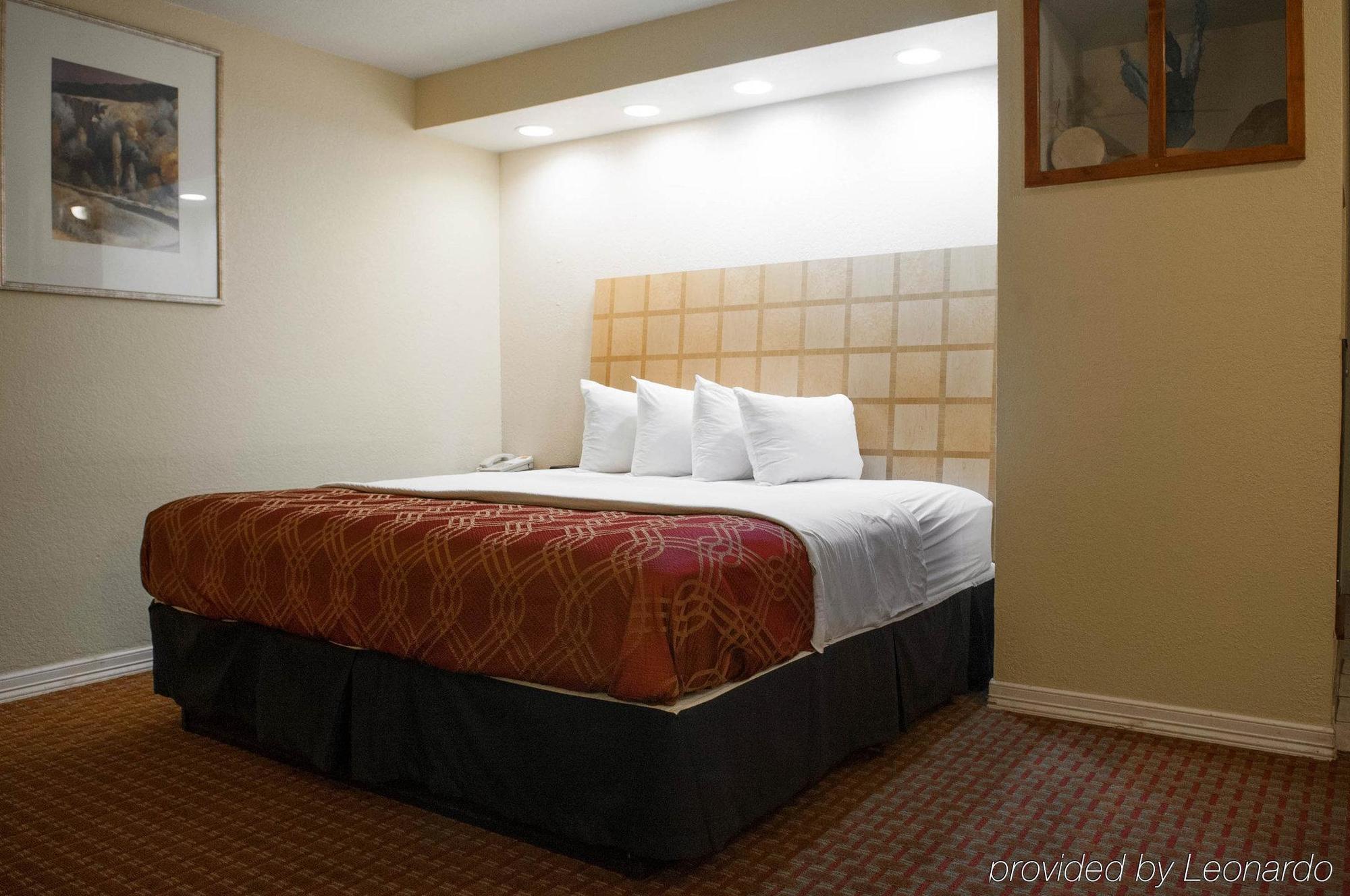 Econo Lodge Clovis Exterior photo